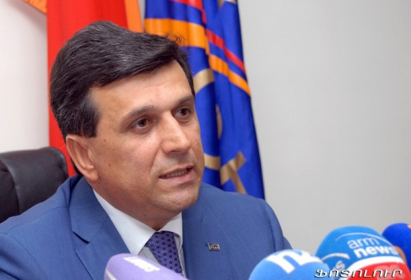 «Եթե հիմա ես կուսակցական չեմ, նշանակում է՝ ես երկրի թշնամի՞ն եմ»