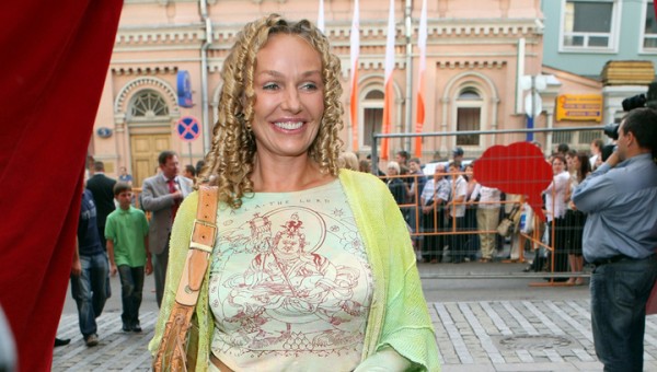 Հայտնի դերասանուհու որդին «դատարկել» է մոր բանկային հաշիվը