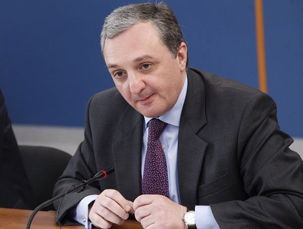 ՀՀ դեսպանը Բան Կի Մունին է հանձնել Հայոց ցեղասպանության հռչակագրի տեքստը