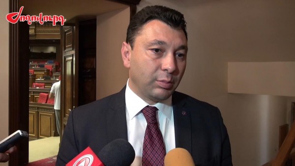 Էդուարդ Շարմազանովը մեկնել է Աթենք