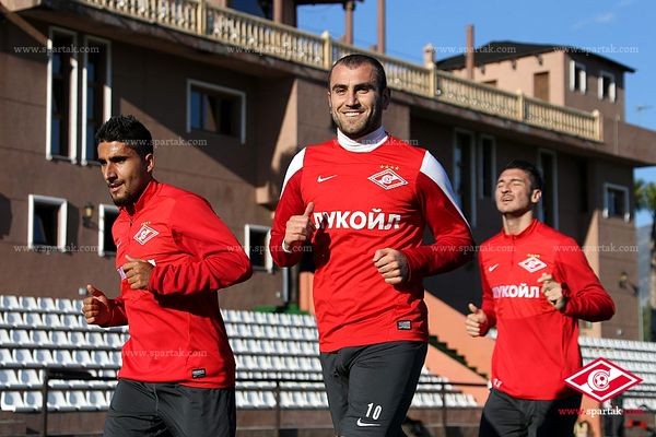 Յուրա Մովսիսյանն ու Արազ Օզբիլիսը չեն մասնակցի &laquo;Կրասնոդար&raquo;-ի հետ խաղին