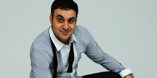 Այսօր հայտնի շոումեն Գարիկ Մարտիրոսյանի ծննդյան օրն է (ֆոտո)