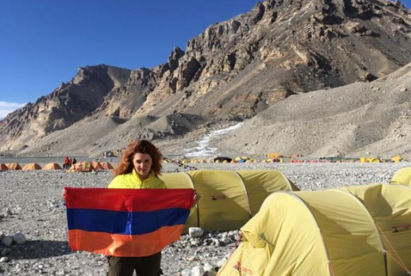 Հայազգի կինն առաջին անգամ նվաճել է Էվերեստի գագաթը