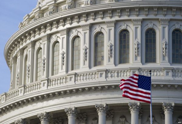 Տագնապի պատճառով փակվել է Սպիտակ տունը. Օբաման ներսում է