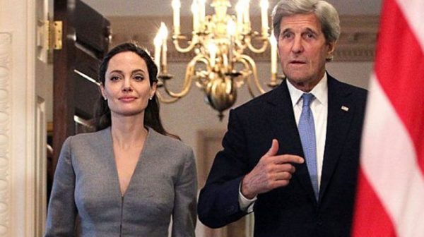 Անջելինա Ջոլին և Ջոն Քերին քննարկում են անցկացրել