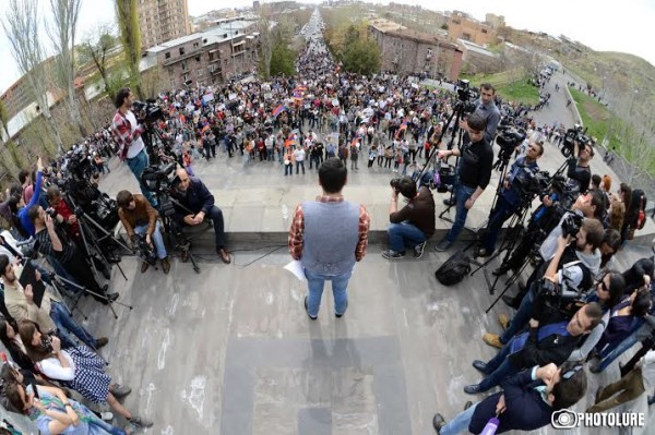 “Dem Em” civil initiative holds a rally near Matenadaran