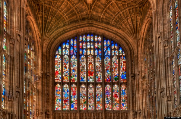 o-KINGS-CHAPEL-CAMBRIDGE-WINDOW-900