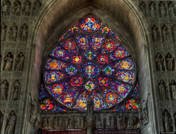 o-REIMS-CATHEDRAL-WINDOW-900