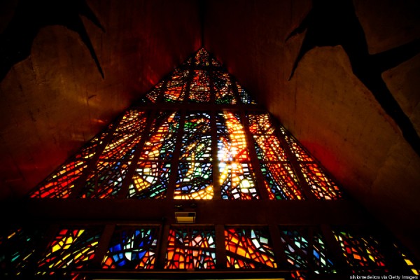 o-STAINED-GLASS-WINDOW-900 (1)