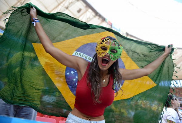 FBL-WC-2014-MATCH46-POR-GHA-FANS