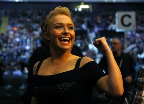 Panettiere cheers before her boyfriend's heavyweight title fight against Peter in Frankfurt,