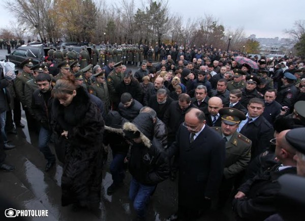 Mourning Rally and funeral at Yerablur military pantheon