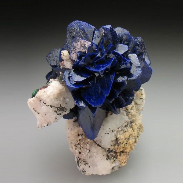 amazing-stones-minerals-13