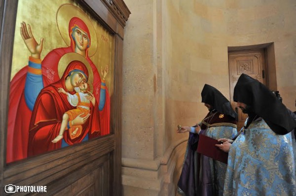 Consecration of St. Anna church and its crosses