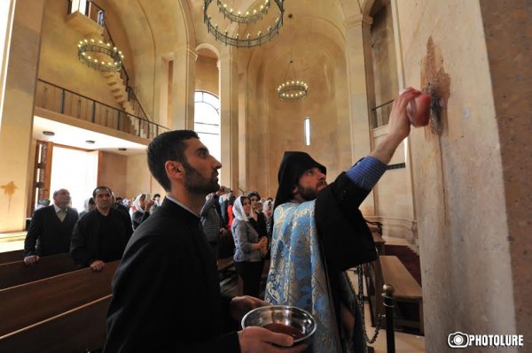 Consecration of St. Anna church and its crosses