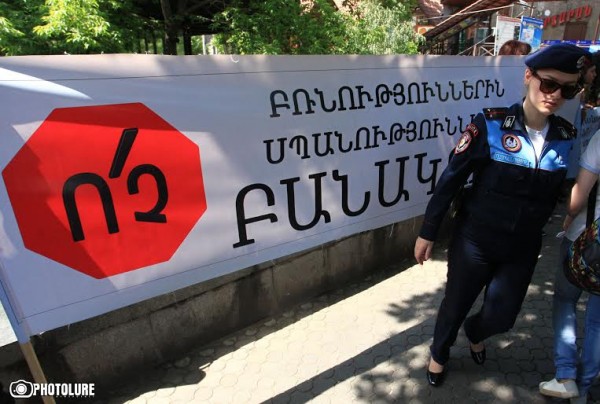 The relatives of the killed soldiers in peaceful time rally in front of Baghramyan metro station