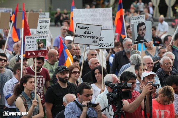 Members of 'The 100th anniversary without regime' movement rally on Freedom Square