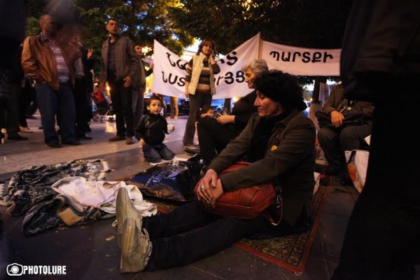 Workers of Nairit plant staged a protest sit-in in front of the RA Government’s building