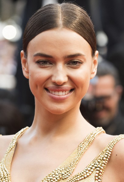 Irina Shayk poses for photographers as she arrives for the screening of the film Sicario at the 68th international film festival, Cannes, southern France, Tuesday, May 19, 2015. (Photo by Arthur Mola/Invision/AP)