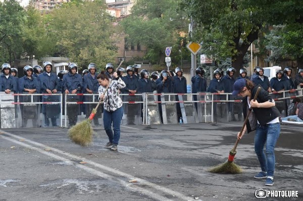 This is the 4th day of protest actions in Yerevan against electricity price increase