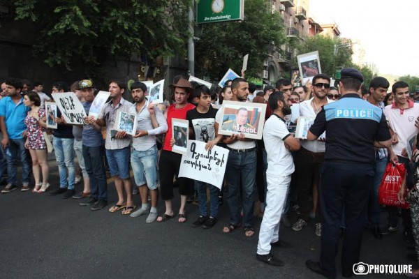Members of 'No to Robbery' initiative held a march of awareness from Charles Aznavour Square