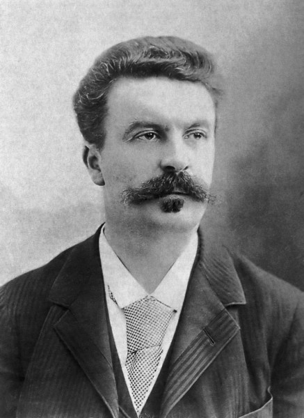 Guy_de_Maupassant_fotograferad_av_Félix_Nadar_1888