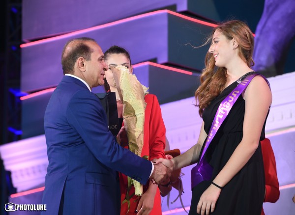 Official closing ceremony of the 6th Pan-Armenian Games took place on Freedom Square