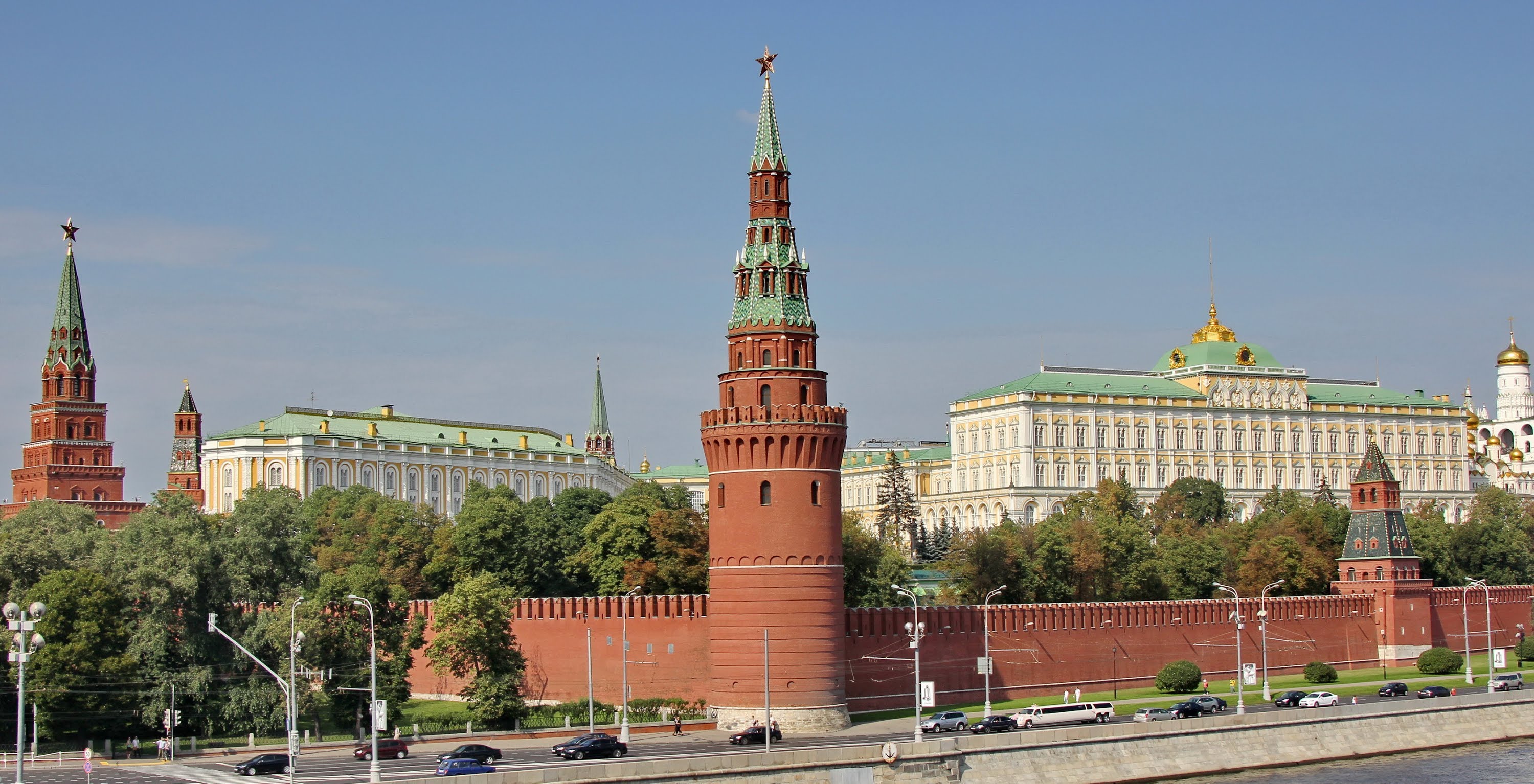 Кремоль. Белый дом в Кремле Москва. Московский Кремль. Кремль крупным планом. Кремль картинки.