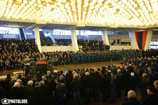 Last farewell to the RA Minister of Emergency Situations Armen Yeritsyan was served at the Sport and Concert Complex after Karen Demirchyan