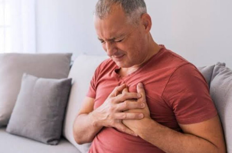 Կրծքավանդակի ցավերի դեպքում ինչ պետք է անել կամ չպիտի անել